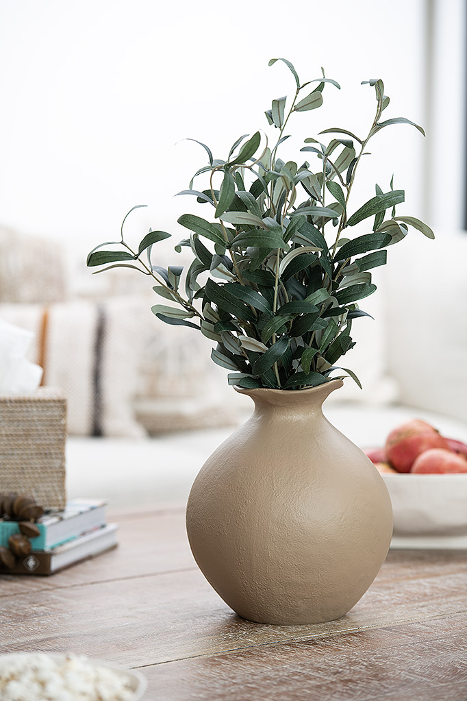 ALUMINIUM FLOWER VASE ROUND - BEIGE