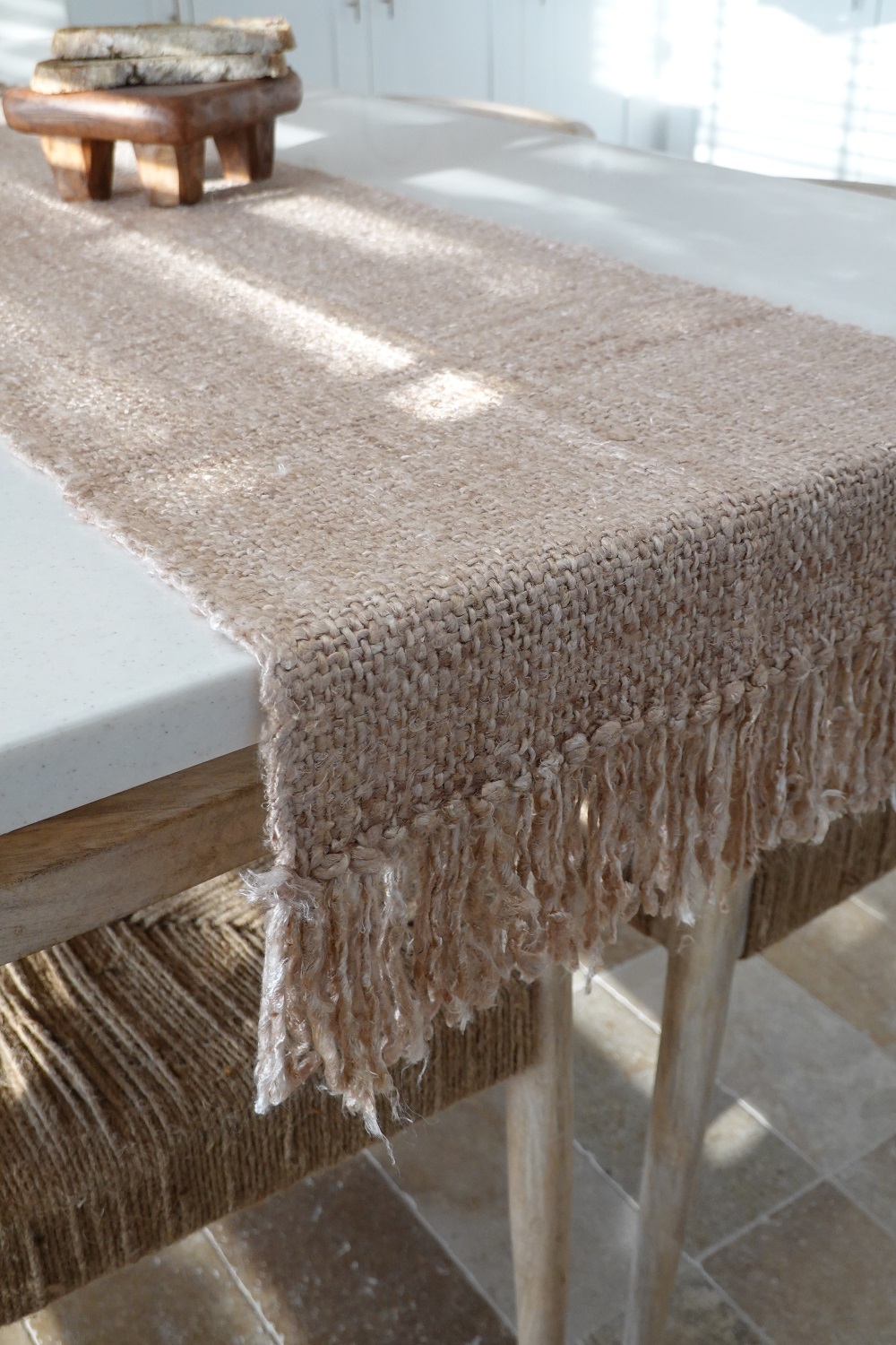 BEIGE TABLE RUNNER