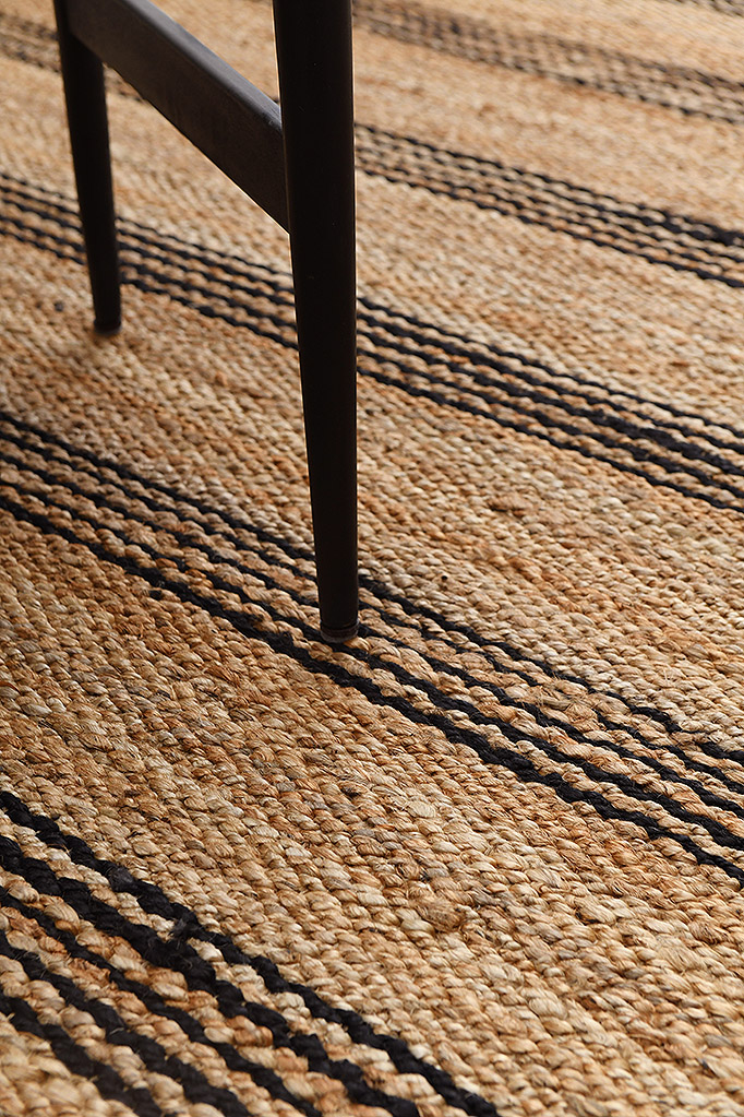 ESSENCE RUG (ESS-032)