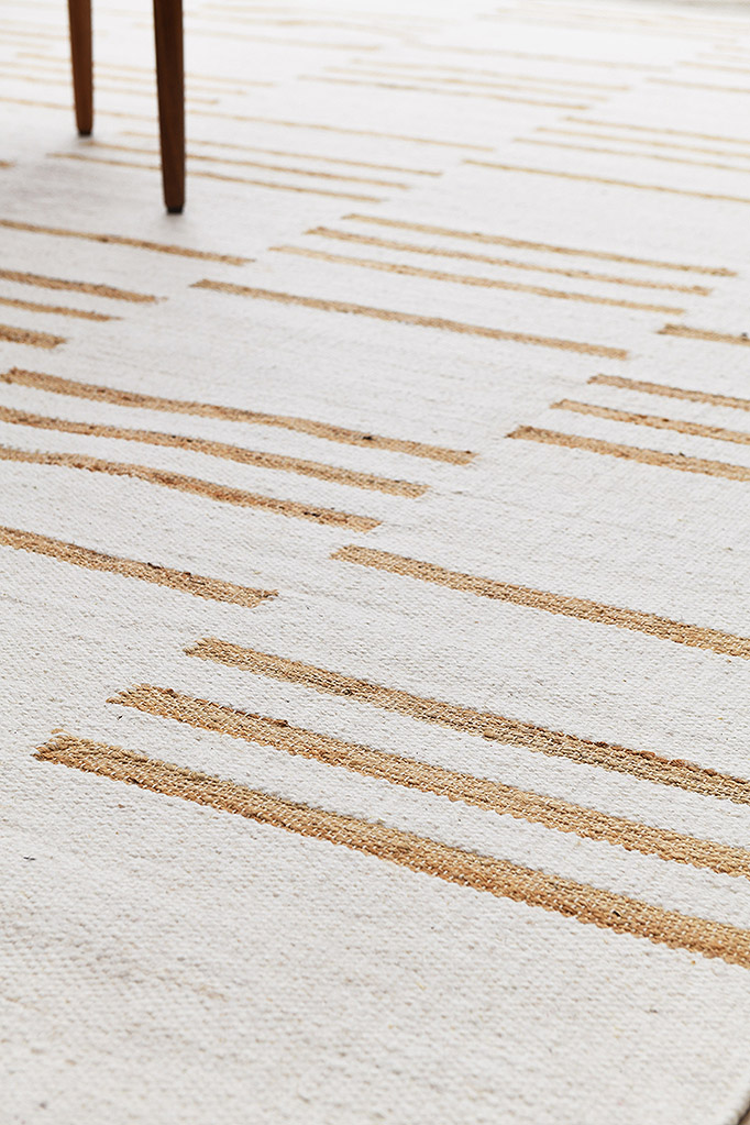 ESSENCE RUG (ESS-033)