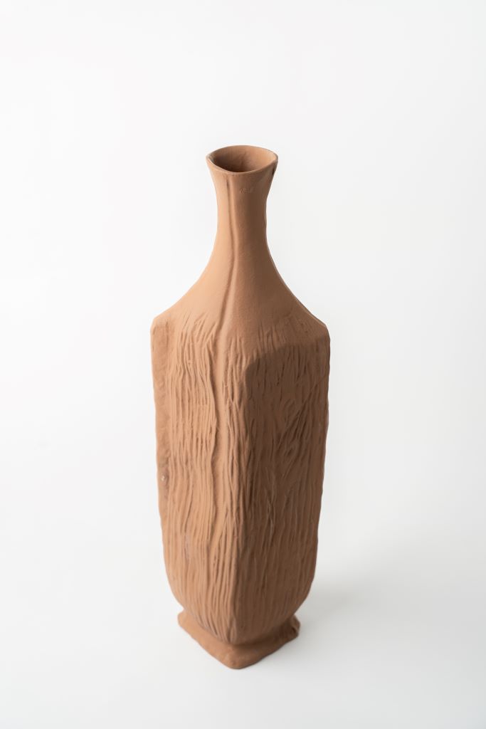 ALUMINIUM RUBY LONG VASE