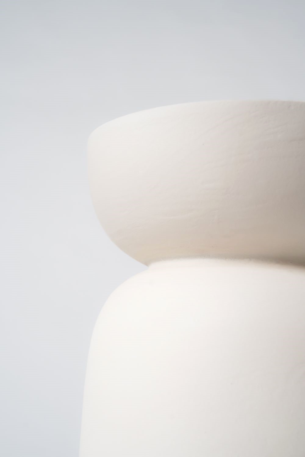 LIME PLASTER WHITE SIDE TABLE (35X35X44 cm)