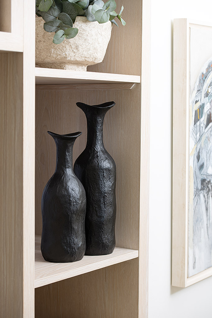 Aluminium Flower Vase - Black