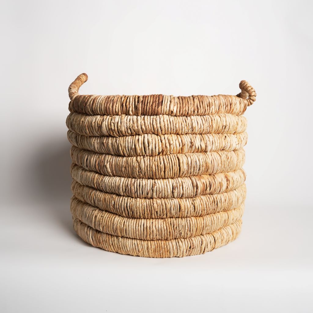 Caterpillar round basket natural brown