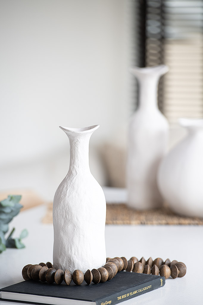 Aluminium white flower vase 