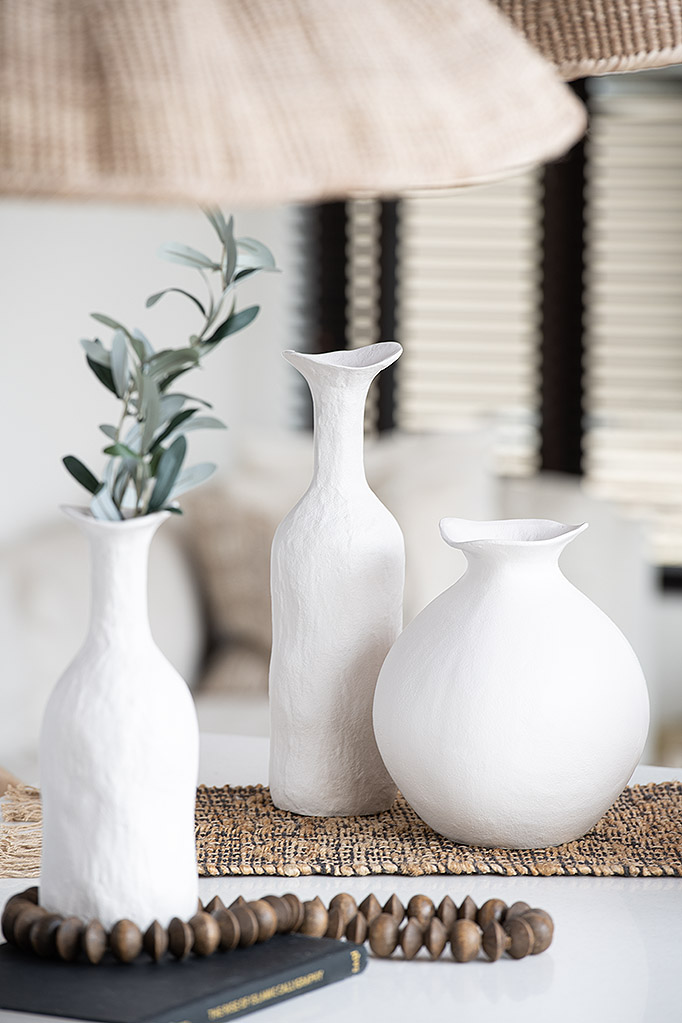 Aluminium white flower vase 