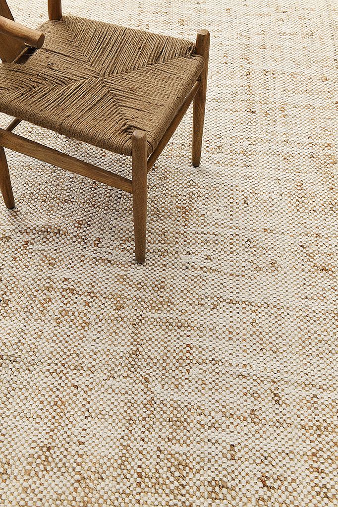 ESSENCE RUG (ESS-024)