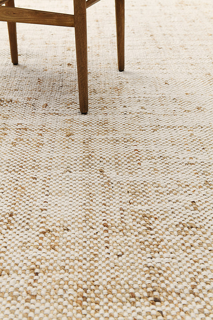 ESSENCE RUG (ESS-024)