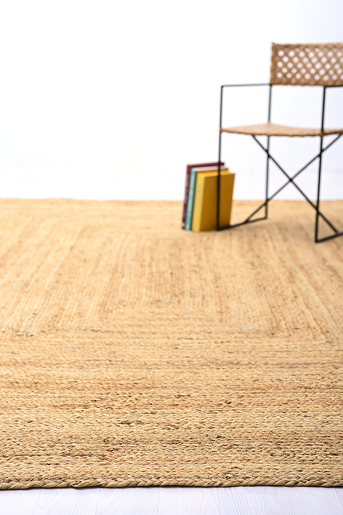 ESSENCE RUG (ESS-027)